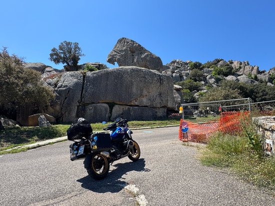 Der große Elefantenkopf auf Sardinien (Foto)
