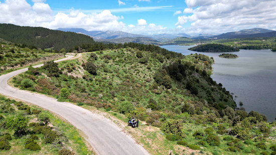 Ein Motorradausflug in die Sardinischen Bergwelt zum Flumendosa See