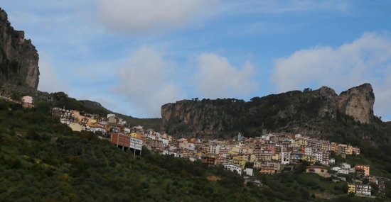 Ein Motorradausflug in die Sardinischen Bergwelt zum Flumendosa See