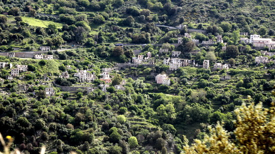 Ein Motorradausflug in die Sardinischen Bergwelt zum Flumendosa See