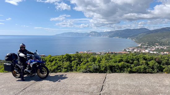 Von Cala Ganone über die Bergwelt geht es mit dem Motorrad durch Sardinien nach Norden Richtung Olbia
