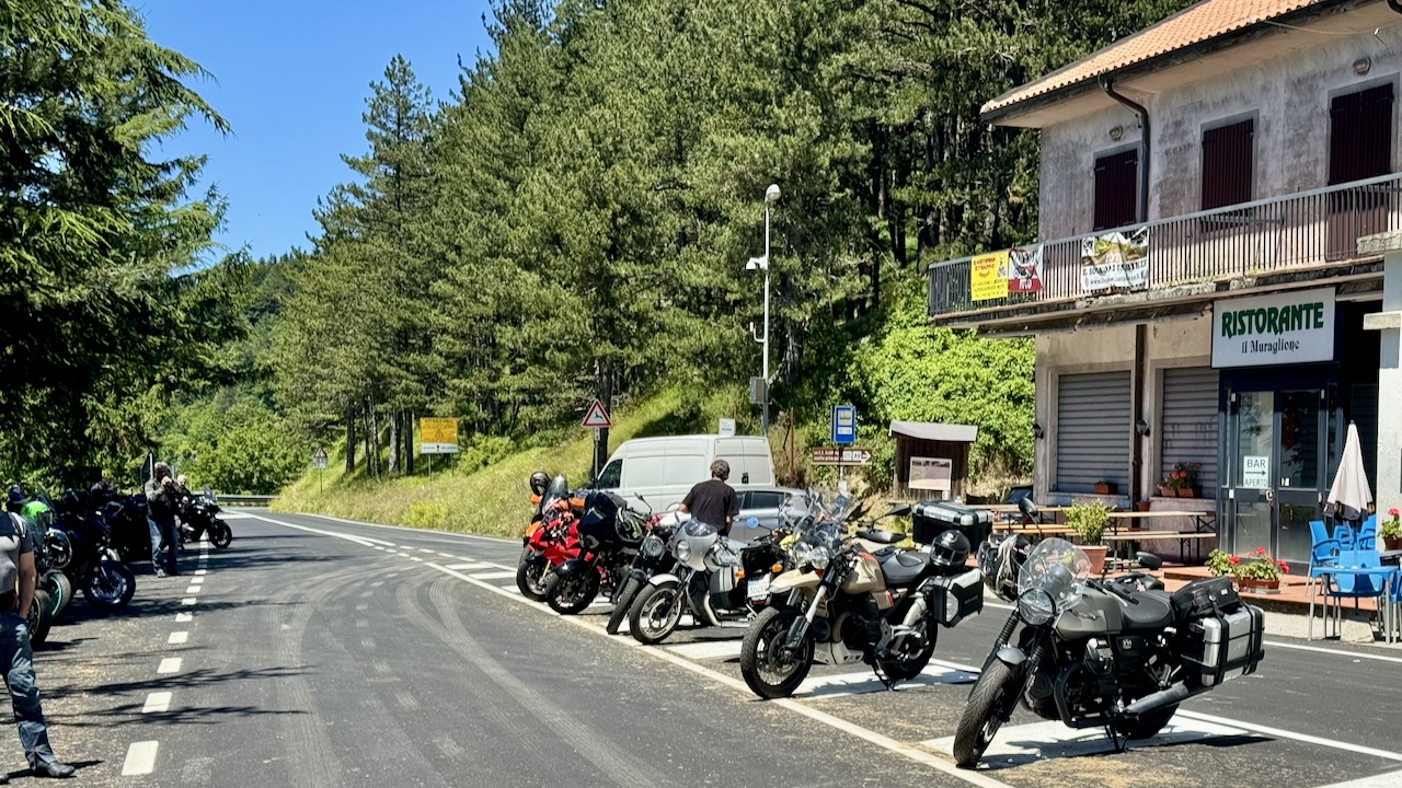 Toskana kleine Passtrassen Motorrad 