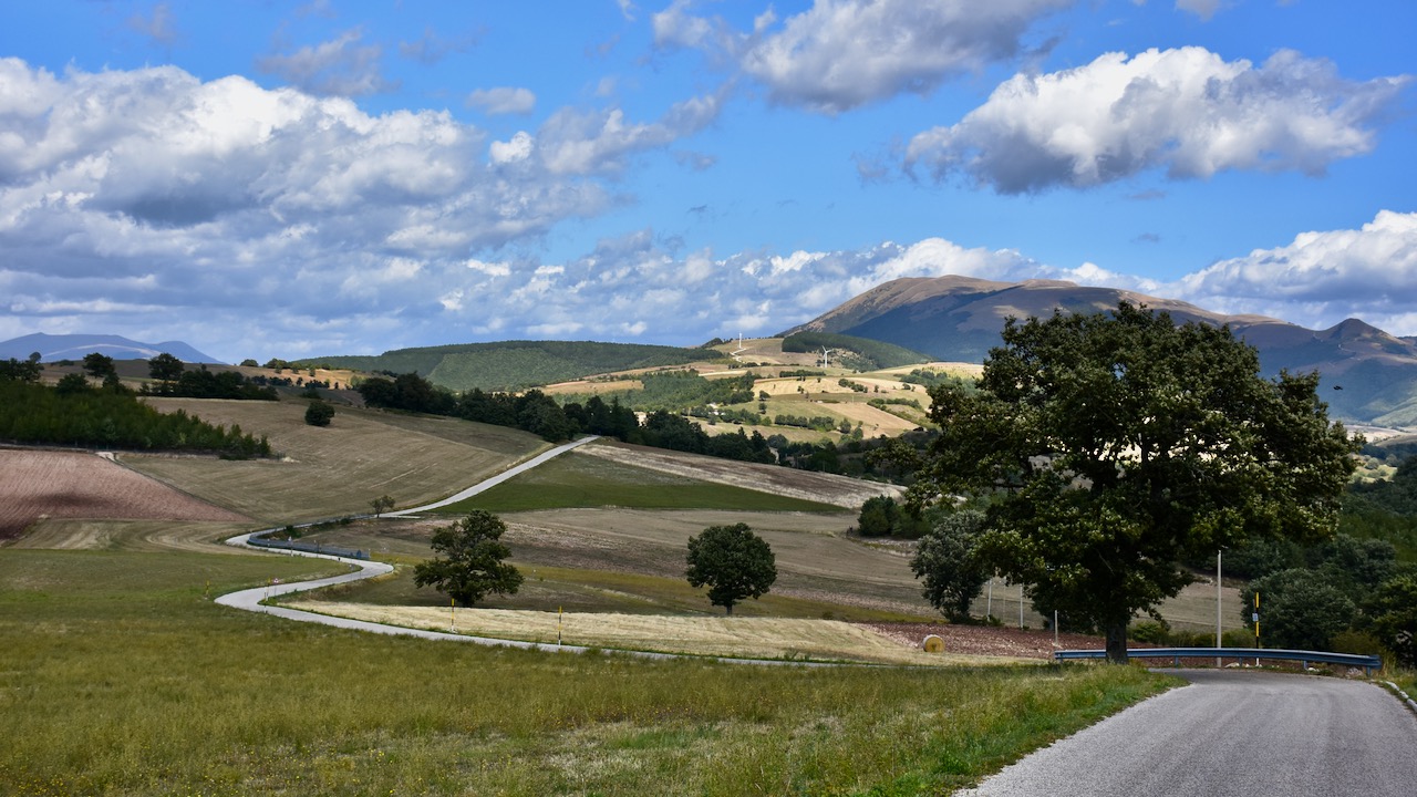 Motorradtour vom Mittelmeer nach Assisi und weiter zum Trasimeno See