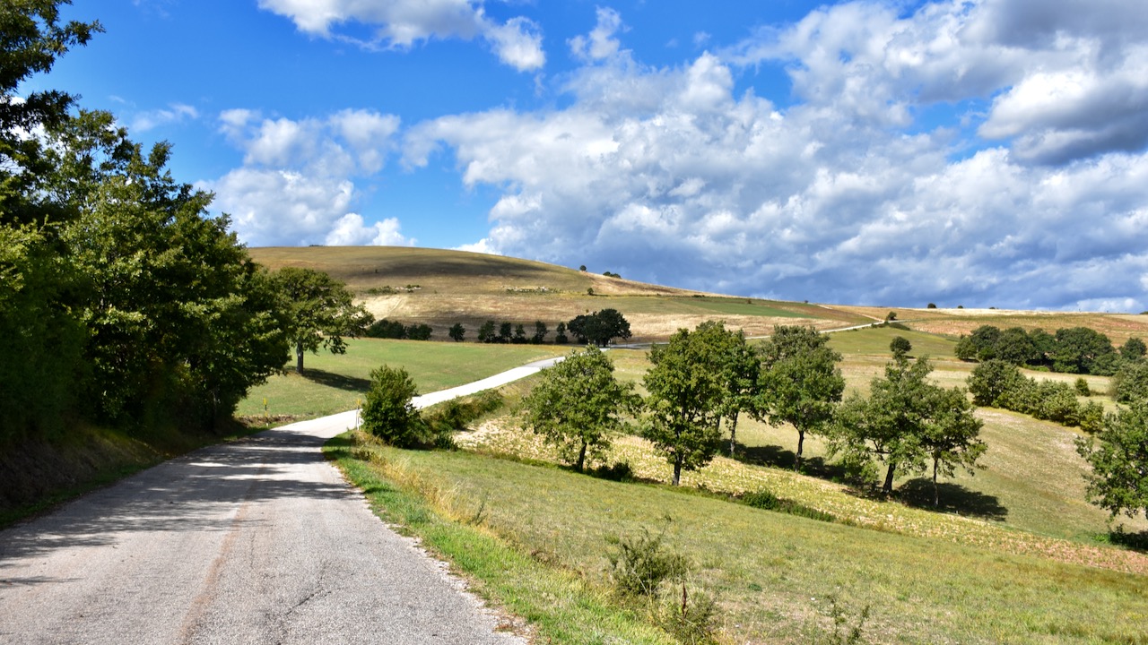 Motorradtour vom Mittelmeer nach Assisi und weiter zum Trasimeno See
