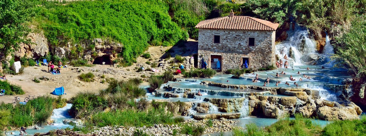 Motorradtour Toskana über Volterra, San Gimignano und Monte Pulciano