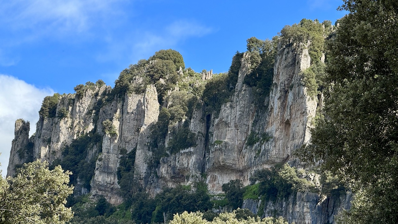 Historische verlassene Dörfer auf Sardinien