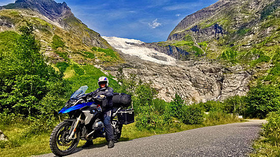 Motorradtour zur Vogelinsel Runde in Norwegen