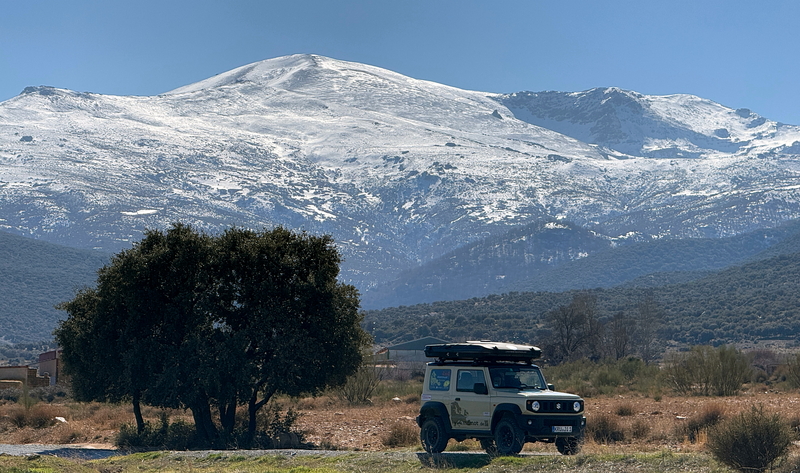 In Andalusien geht es durch die Sierra de Huetor (Südspabien), eine klasse Offroadstrecke entlang der Sierra Nevada