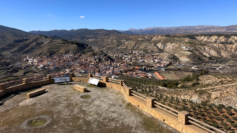 In Andalusien geht es durch die Sierra de Huetor (Südspabien), eine klasse Offroadstrecke entlang der Sierra Nevada