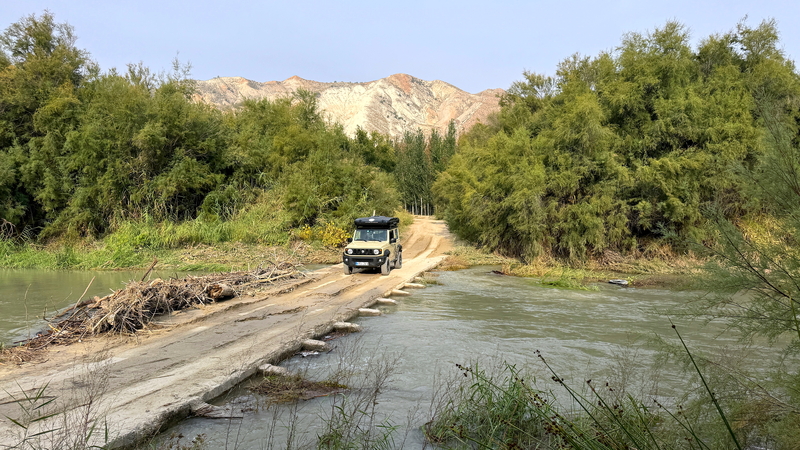 Es geht in Andalusien durch mehrere Sierra Nationalparks