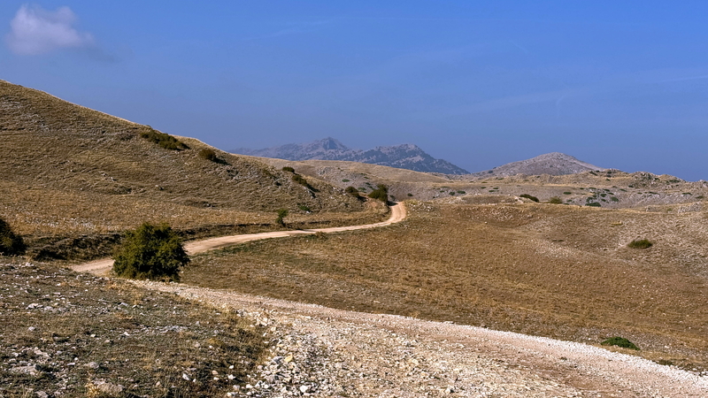 Durch den Nationalpark Sierra Garzorla (Spanien Andalusien) geht es mit dem 4x4 Suzuki, Devender oder aber auch mit dem Grenadier