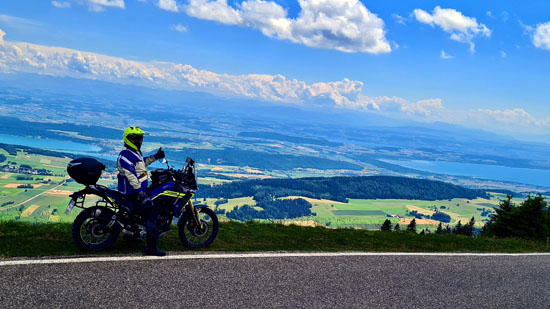 Die Almenstrecke in der Schweiz mit der Yamaha Tenere 700